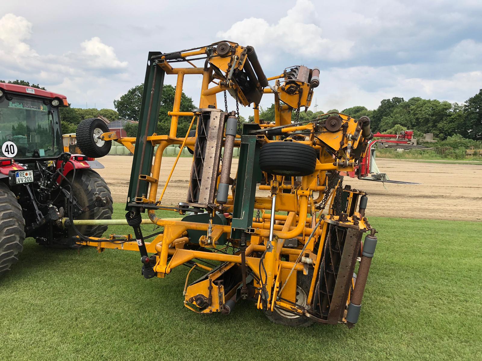 Kesmac 11 Gang mowers Turf machinery for sale